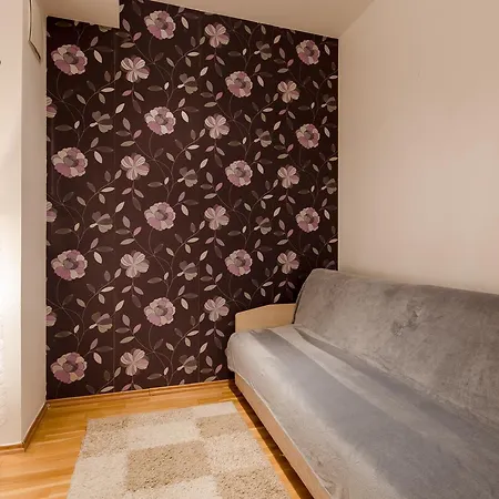 Sweet At The Danube With Wellness Apartment *